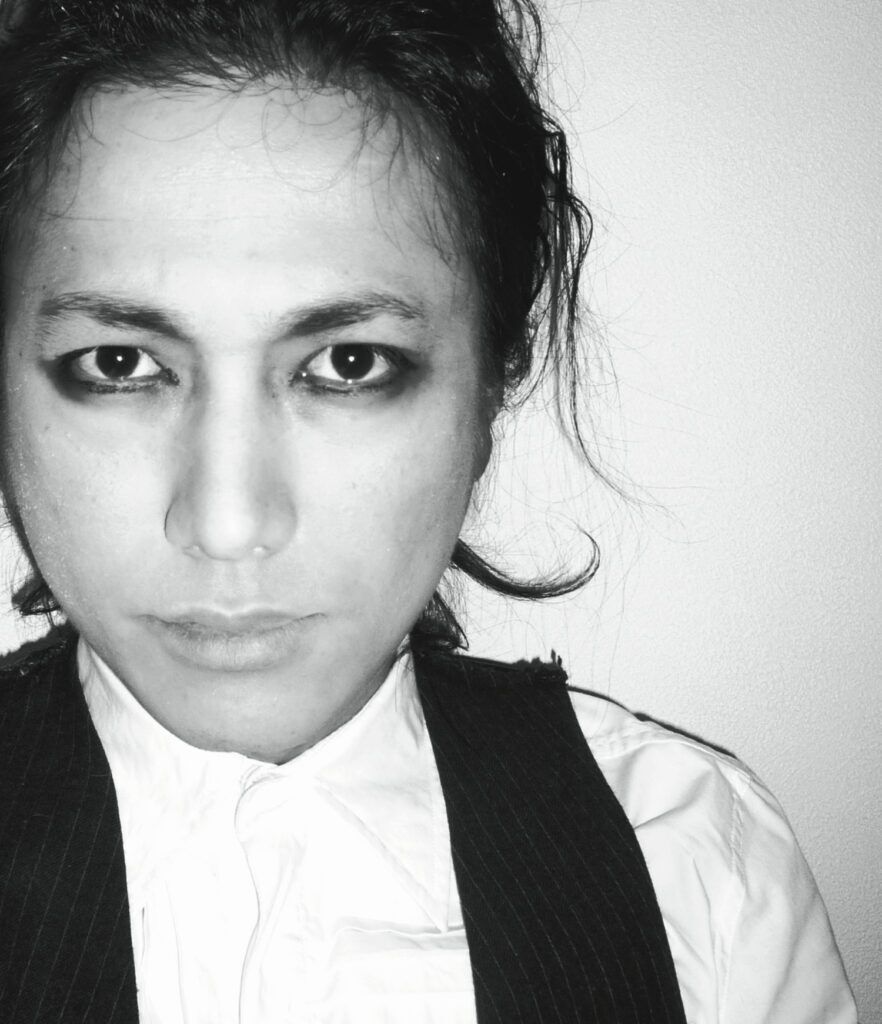 遠藤遼一 THE ENDS are ENDO RYOICHI Ryoichi Endo (ENDS, ex-Soft Ballet) | Endo Ryoichi was harder to